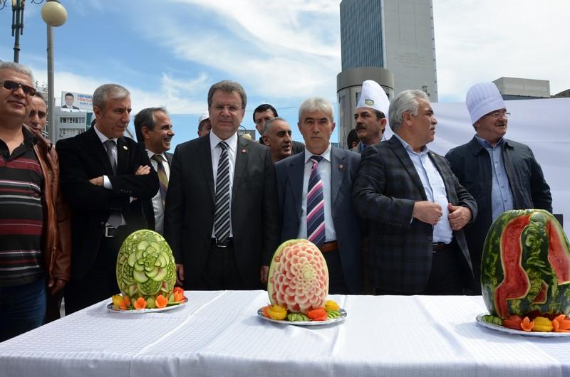 Aşçıların Haklı Mücadelesine Tam Destek
