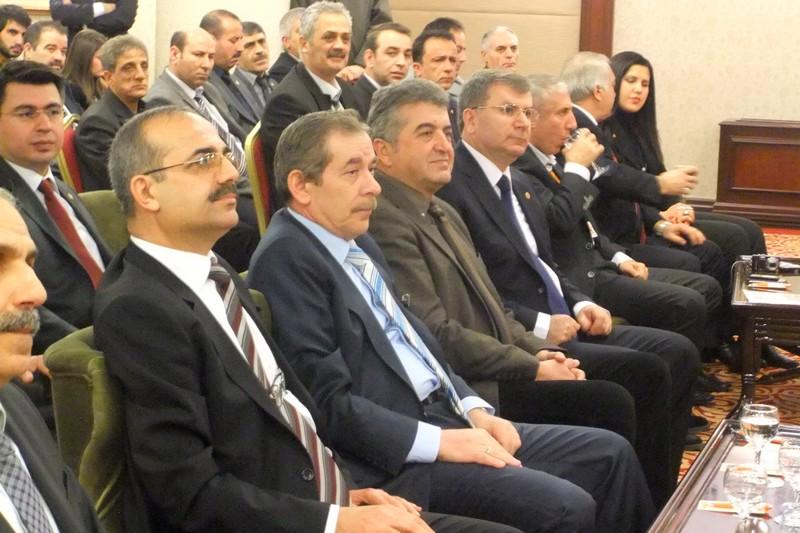 Büro Hak-Sen Tek Yürek Oldu