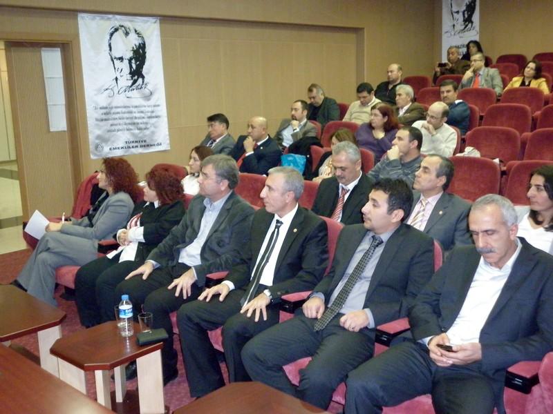 Üniversite Çalışanlarının Geleceği Tartışıldı