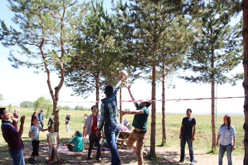 Ağrı'da Haksen Üyeleri Piknikte Buluştu 