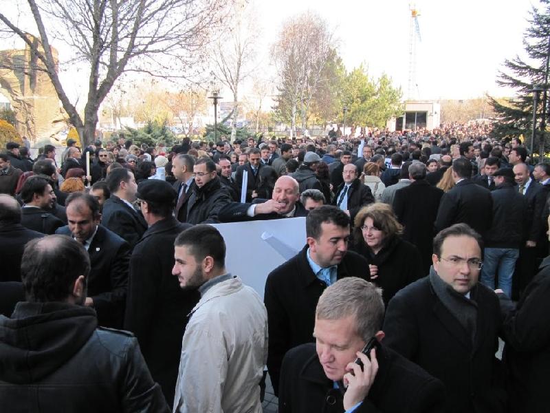 Maliye Çalışanları Adaletsizliği Protesto Etti