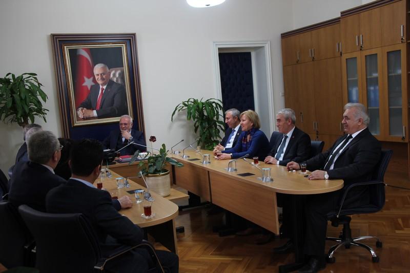 Ak Parti Grup Bşkvekili Mustafa Elitaş'ı ziyaret 
