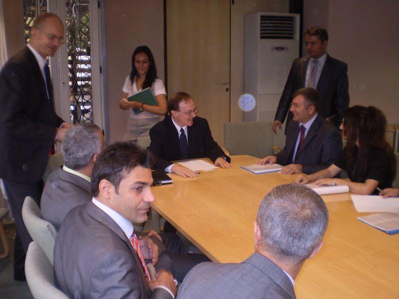 Haksen Dünya Bankası'nı ziyaret etti