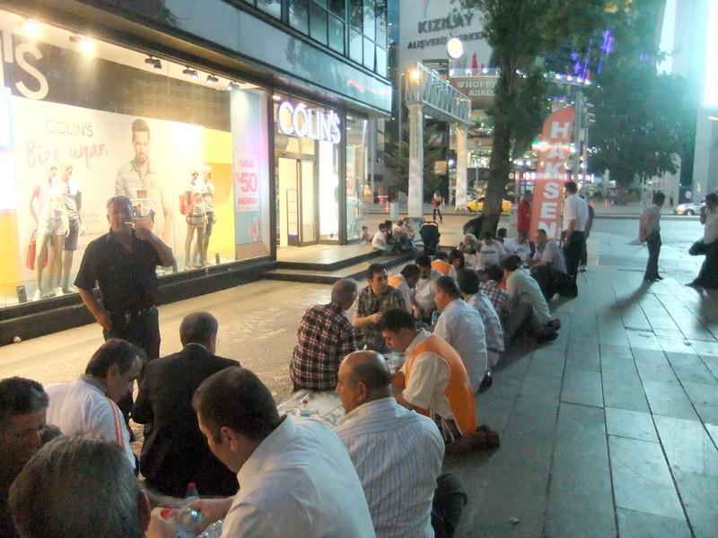 Çivi: Enflasyon Farkını Masada Yediler