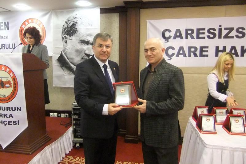 Büro Hak-Sen Tek Yürek Oldu