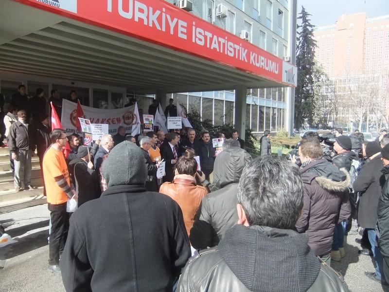 TÜİK Önünde Zamları Protesto