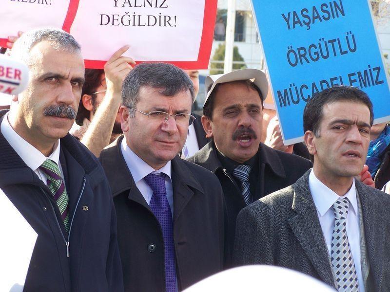 Haksen'den Atv-Sabah grevine destek