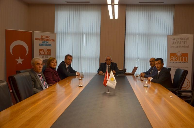 Ak Parti'ye Ziyaret