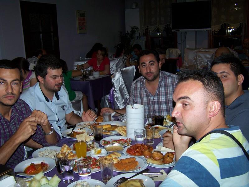 HAKSEN Ailesi Amasya’da İftarda Buluşu